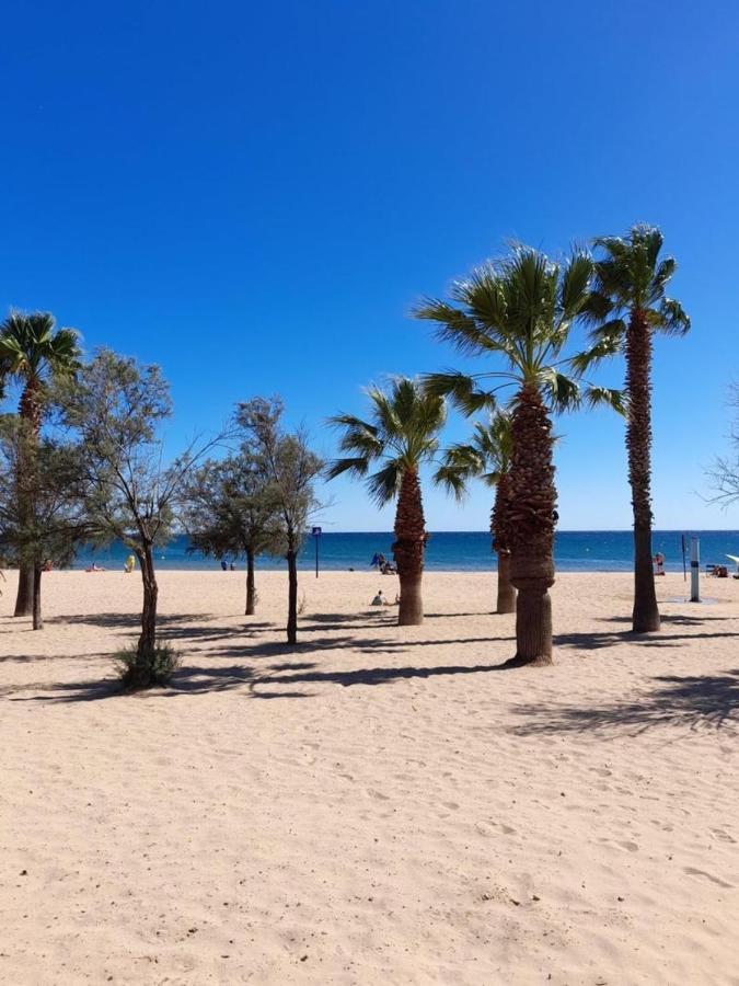 Location Port Frejus, Bord De Apartment *